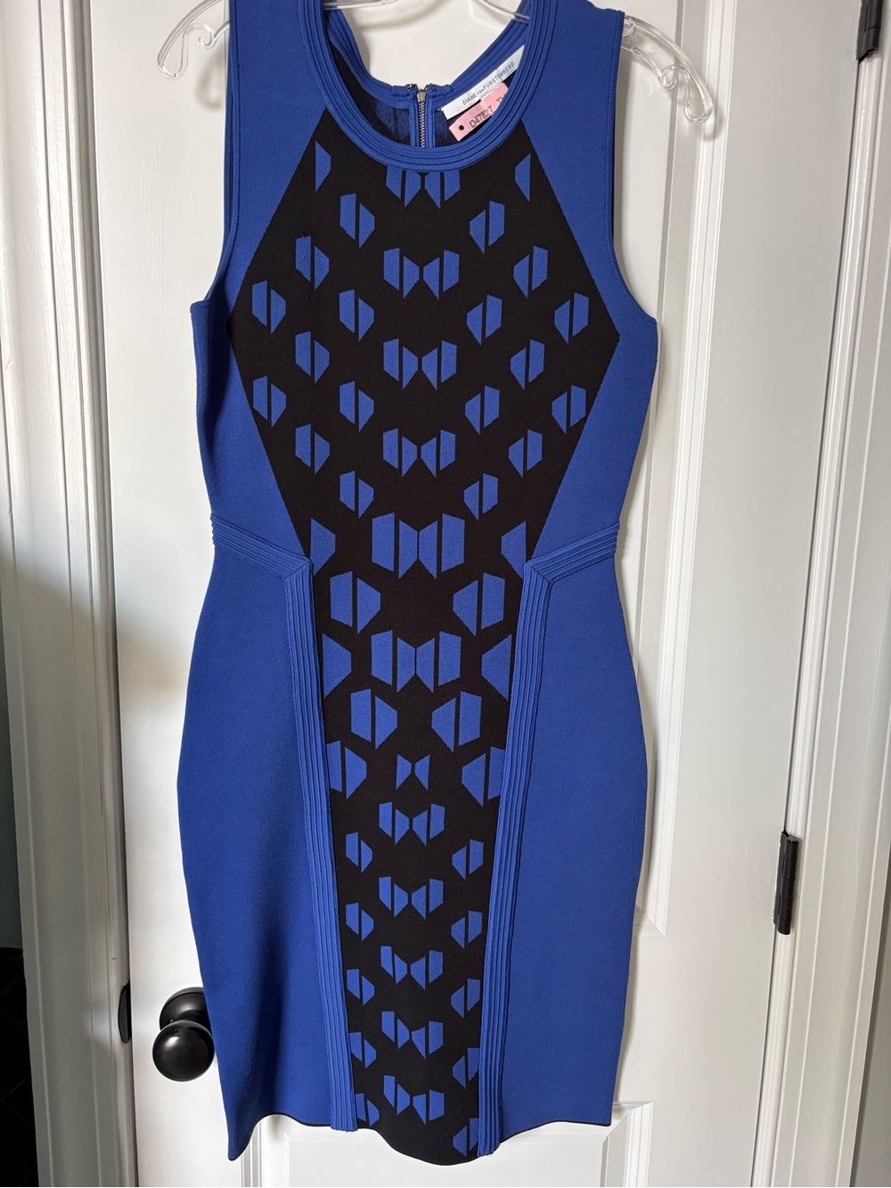 Diane Von Furstenberg Blue and Black Patterned Sheath Dress S